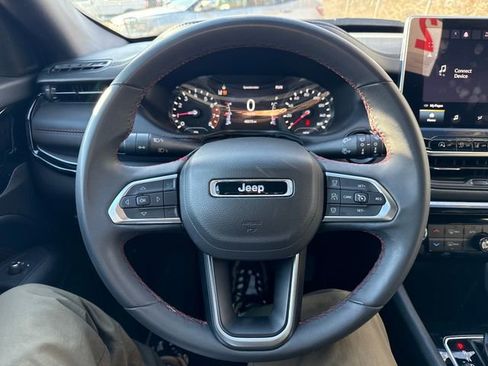 Used 2024 Jeep Compass Trailhawk image 51