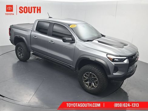 Used 2024 Chevrolet Colorado ZR2 w/ Technology Package AWD/4WD image 59