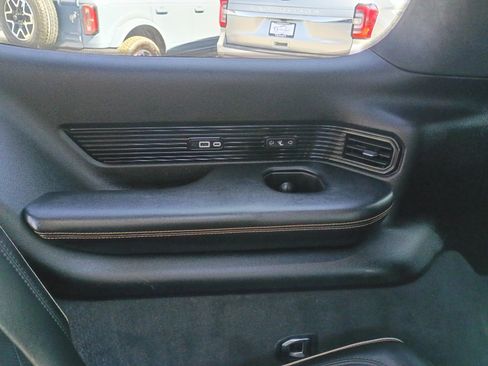 Used 2024 Jeep Grand Wagoneer Series III w/ Rear Seat Video Group 1 AWD/4WD image 19