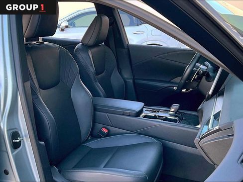 Used 2023 Lexus RX 350 Premium image 9