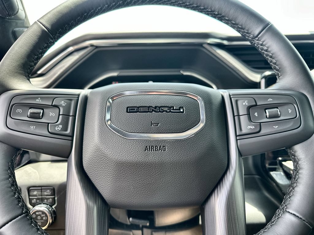 New 2026 GMC Sierra 2500 Denali Ultimate AWD/4WD image 32