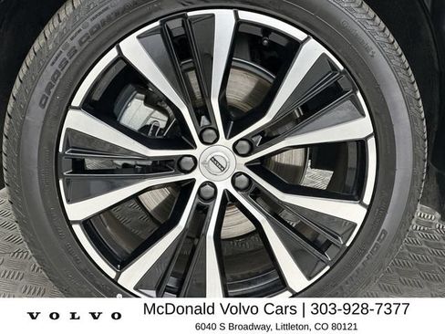 Certified 2025 Volvo XC60 B5 Plus AWD/4WD image 10