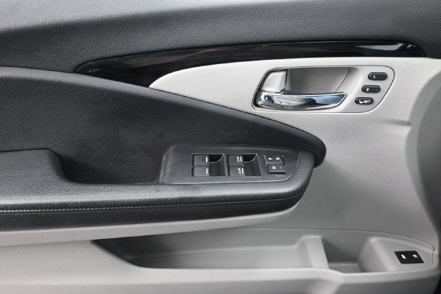 Used 2019 Honda Pilot Touring image 27