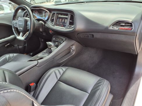 Used 2023 Dodge Challenger SRT Hellcat RWD image 11