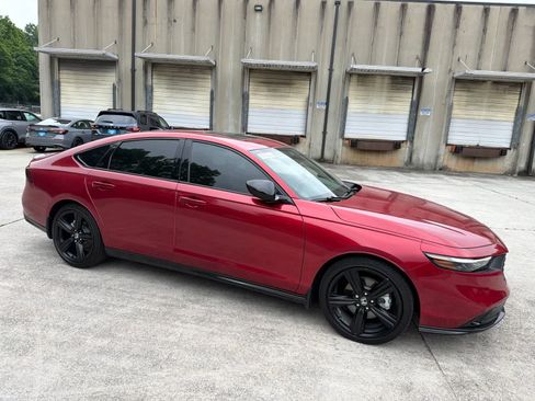 Used 2025 Honda Accord Sport image 12