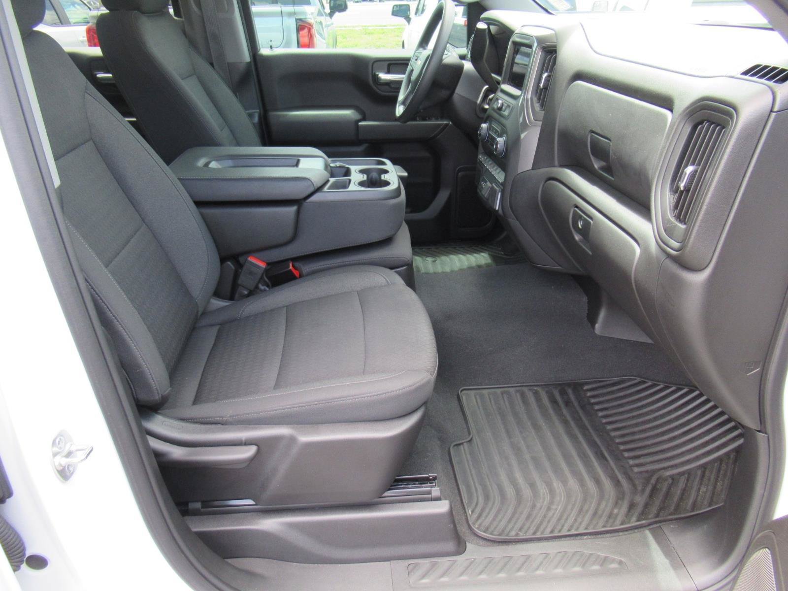 Certified 2025 Chevrolet Silverado 1500 Custom RWD image 10