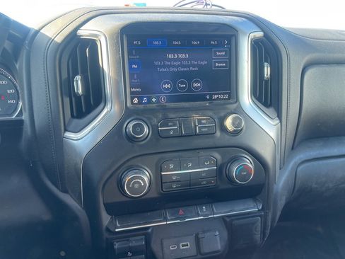 Used 2020 Chevrolet Silverado 2500 LT image 20