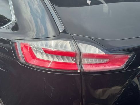 Used 2019 Ford Edge SEL w/ Equipment Group 201A AWD/4WD image 14