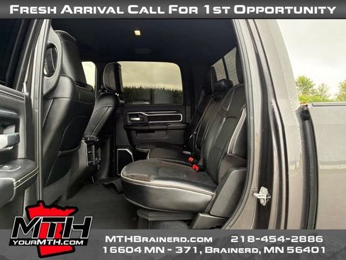 Used 2022 RAM 2500 Laramie w/ Night Edition AWD/4WD image 10