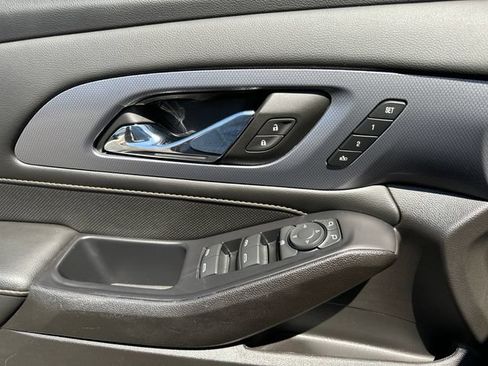 Certified 2021 Chevrolet Traverse Premier w/ Redline Edition FWD image 13