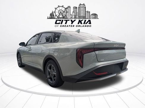 New 2026 Kia K4 FWD image 4
