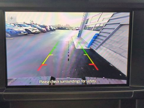 Used 2025 Ford F350 XLT w/ FX4 Off-Road Package image 29