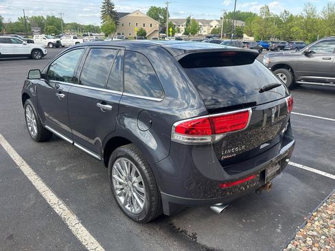Used 2013 Lincoln MKX AWD image 5