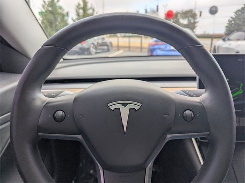 Used 2019 Tesla Model 3 Standard Range Plus image 21