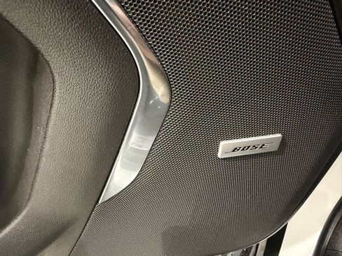 Used 2022 GMC Yukon SLT w/ SLT Luxury Package image 26