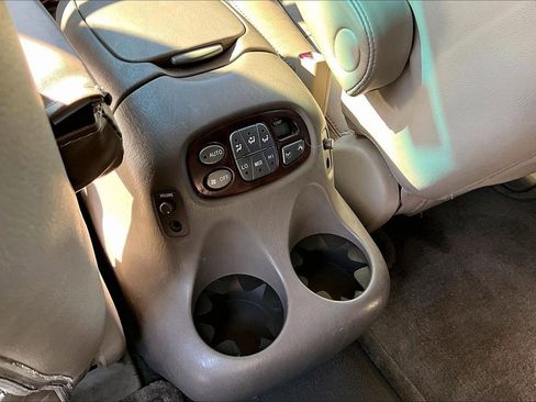 Used 2007 Toyota Sequoia Limited image 10