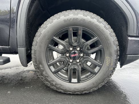 New 2026 GMC Sierra 1500 Elevation w/ Elevation Premium Package image 12