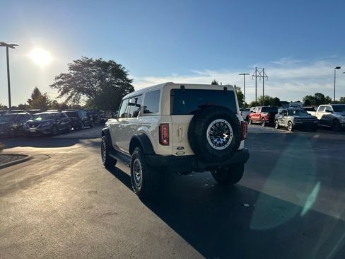 New 2026 Ford Bronco Outer Banks w/ Sasquatch Package AWD/4WD image 8