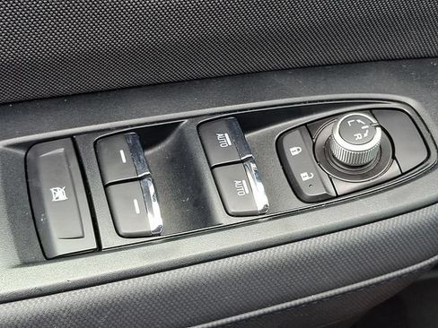 Certified 2025 Subaru Forester Premium AWD/4WD image 21