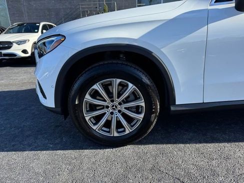 Used 2026 Mercedes-Benz GLC 300 GLC 300 image 9