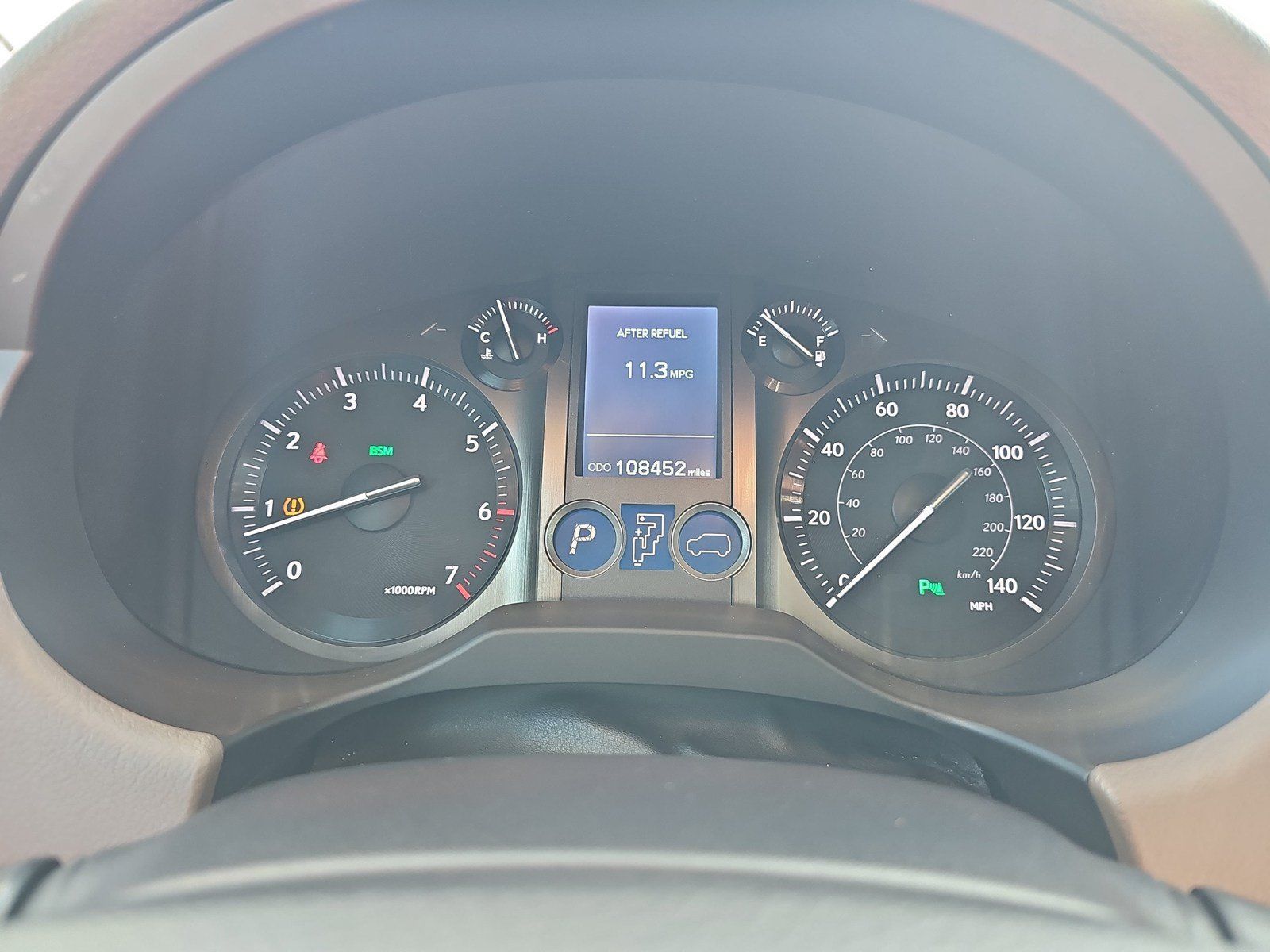 Used 2015 Lexus GX 460 w/ Premium Package AWD/4WD image 16