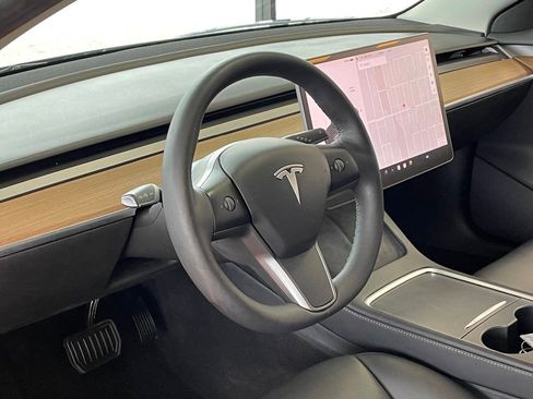 Used 2022 Tesla Model 3 Long Range AWD/4WD image 12