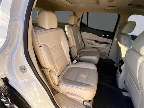 Used 2020 GMC Acadia Denali w/ Technology Package image 27