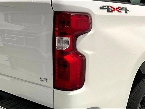 Used 2025 Chevrolet Silverado 1500 LT image 24