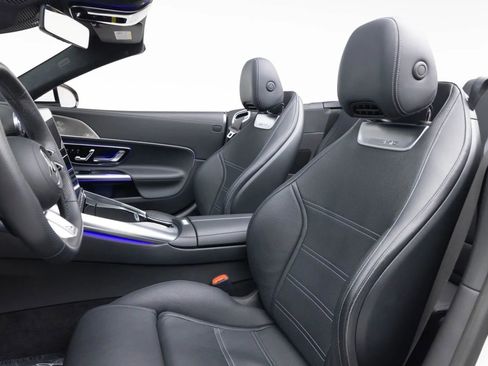 Used 2023 Mercedes-Benz SL 55 AMG 4MATIC image 8