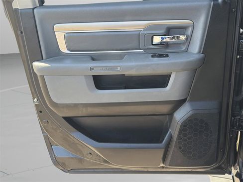 Used 2018 RAM 1500 Big Horn image 33