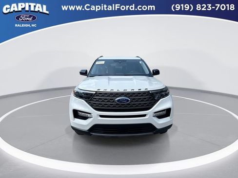 Certified 2024 Ford Explorer XLT w/ Equipment Group 202A AWD/4WD image 3