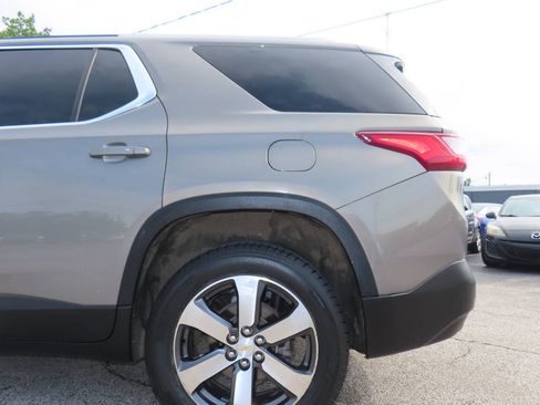 Used 2018 Chevrolet Traverse LT FWD image 27