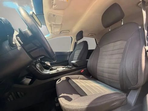 Used 2017 Ford Edge SEL AWD/4WD image 11