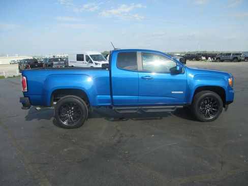 Used 2022 GMC Canyon Elevation image 5