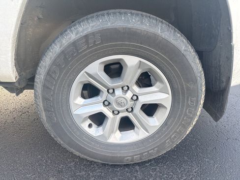 Used 2022 Toyota 4Runner SR5 image 10