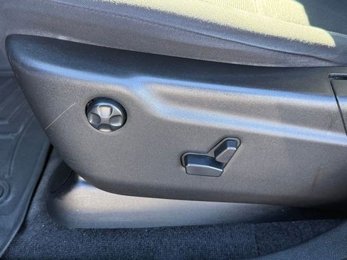 Used 2017 Jeep Grand Cherokee Laredo w/ Quick Order Package 23E image 25