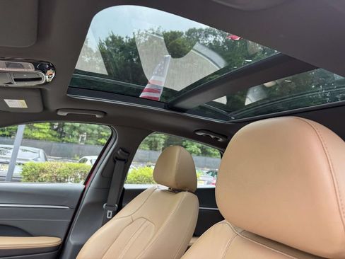Used 2021 Hyundai Sonata Limited w/ Preferred Accessory Package FWD image 27