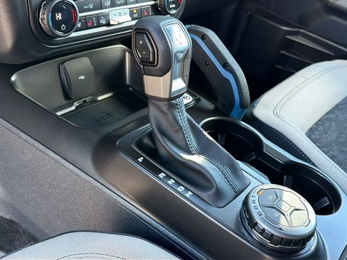 Used 2023 Ford Bronco Wildtrak image 12