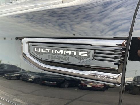 Used 2025 GMC Sierra 1500 Denali Ultimate AWD/4WD image 3