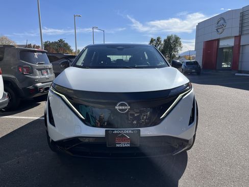 Used 2023 Nissan Ariya AWD image 3