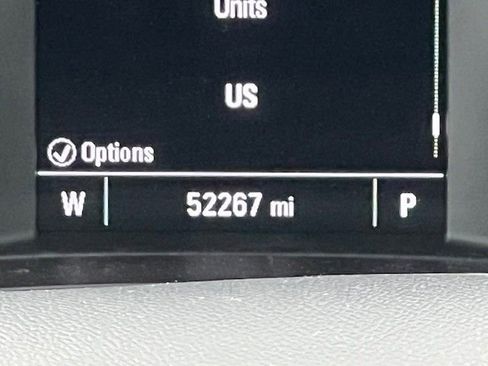 Used 2020 Chevrolet Malibu LT image 30