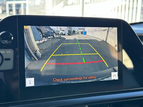 Used 2023 Lexus UX 250h F Sport w/ Accessory Package (Z2) image 23