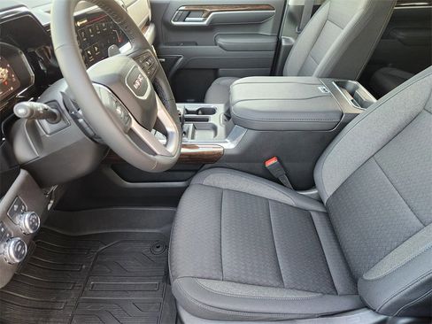 New 2026 GMC Sierra 1500 Elevation w/ Preferred Package image 8