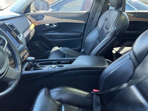 Used 2018 Volvo XC90 T6 Inscription w/ Convenience Package AWD/4WD image 5