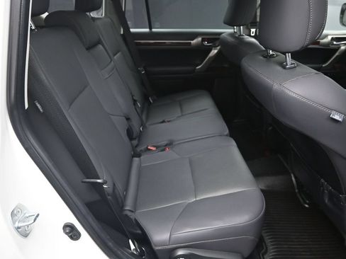 Used 2019 Lexus GX 460 Premium AWD/4WD image 38
