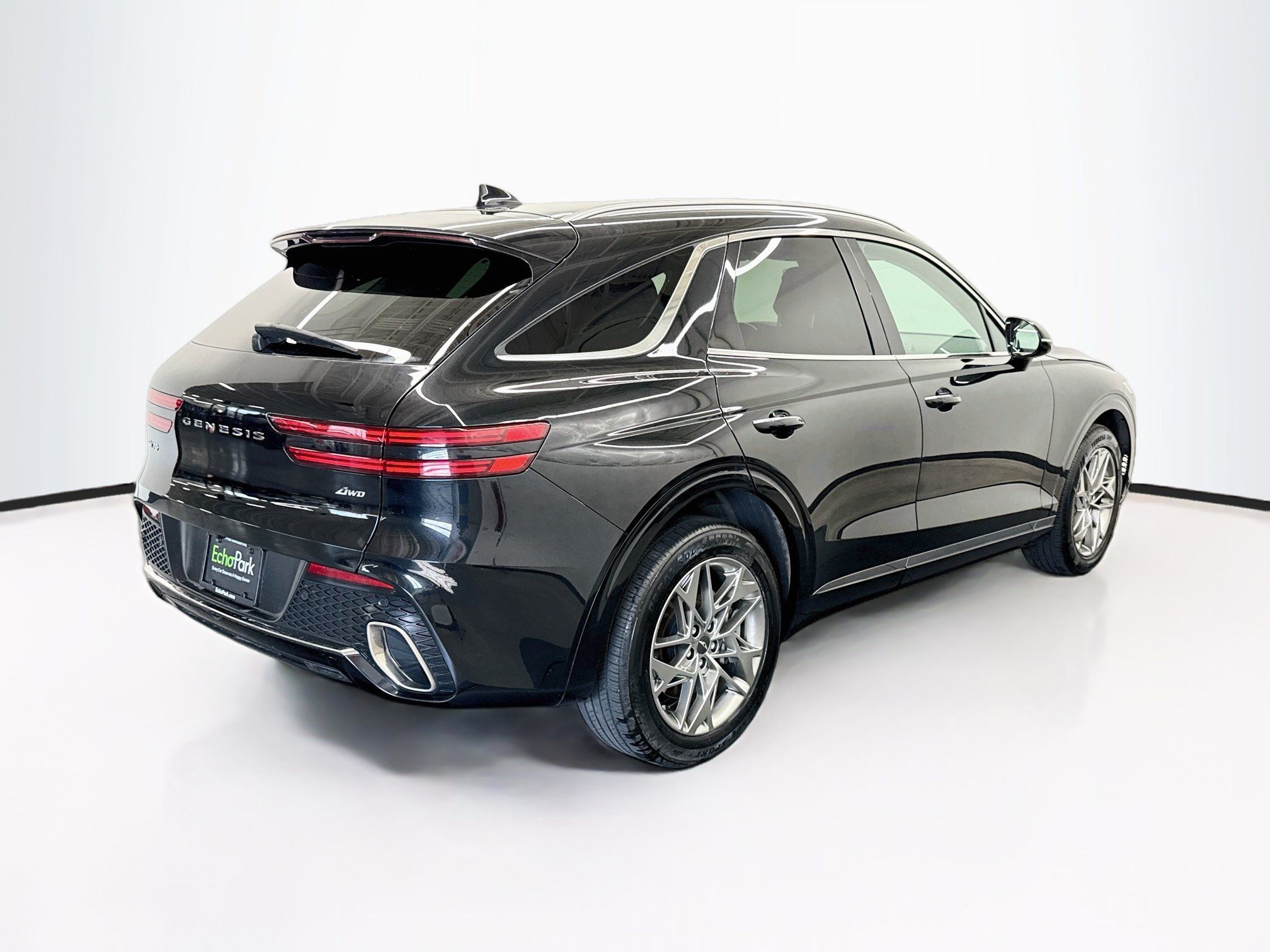 Used 2025 Genesis GV70 2.5T AWD/4WD image 9