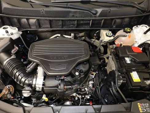 Used 2018 Cadillac XT5 FWD image 35