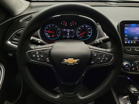 Used 2020 Chevrolet Malibu LT FWD image 22