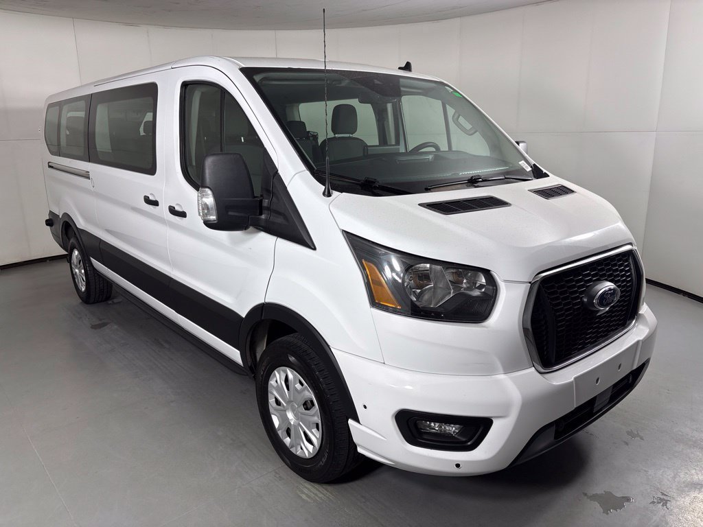 Used 2024 Ford Transit 350 XLT RWD image 2