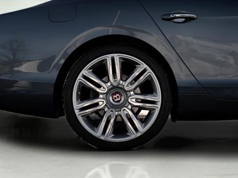 Used 2016 Bentley Flying Spur V8 image 12